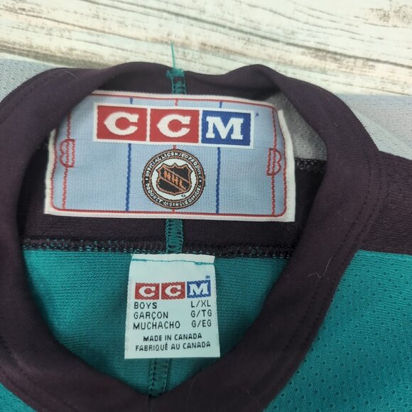 Vintage CCM  NHL Anaheim Mighty Ducks Jersey Boys Size L/XL - Picture 3 of 7